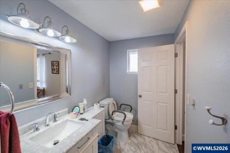 2990 Harding Court Sweet Home OR 97386