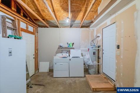 2990 Harding Court Sweet Home OR 97386