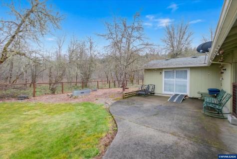 2990 Harding Court Sweet Home OR 97386