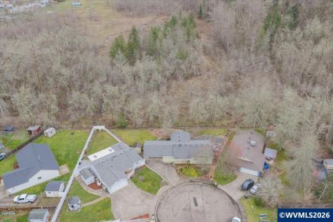 2990 Harding Court Sweet Home OR 97386