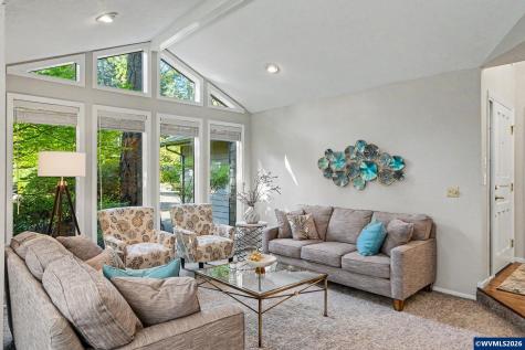 2243 Thrush Court SE Salem OR 97306