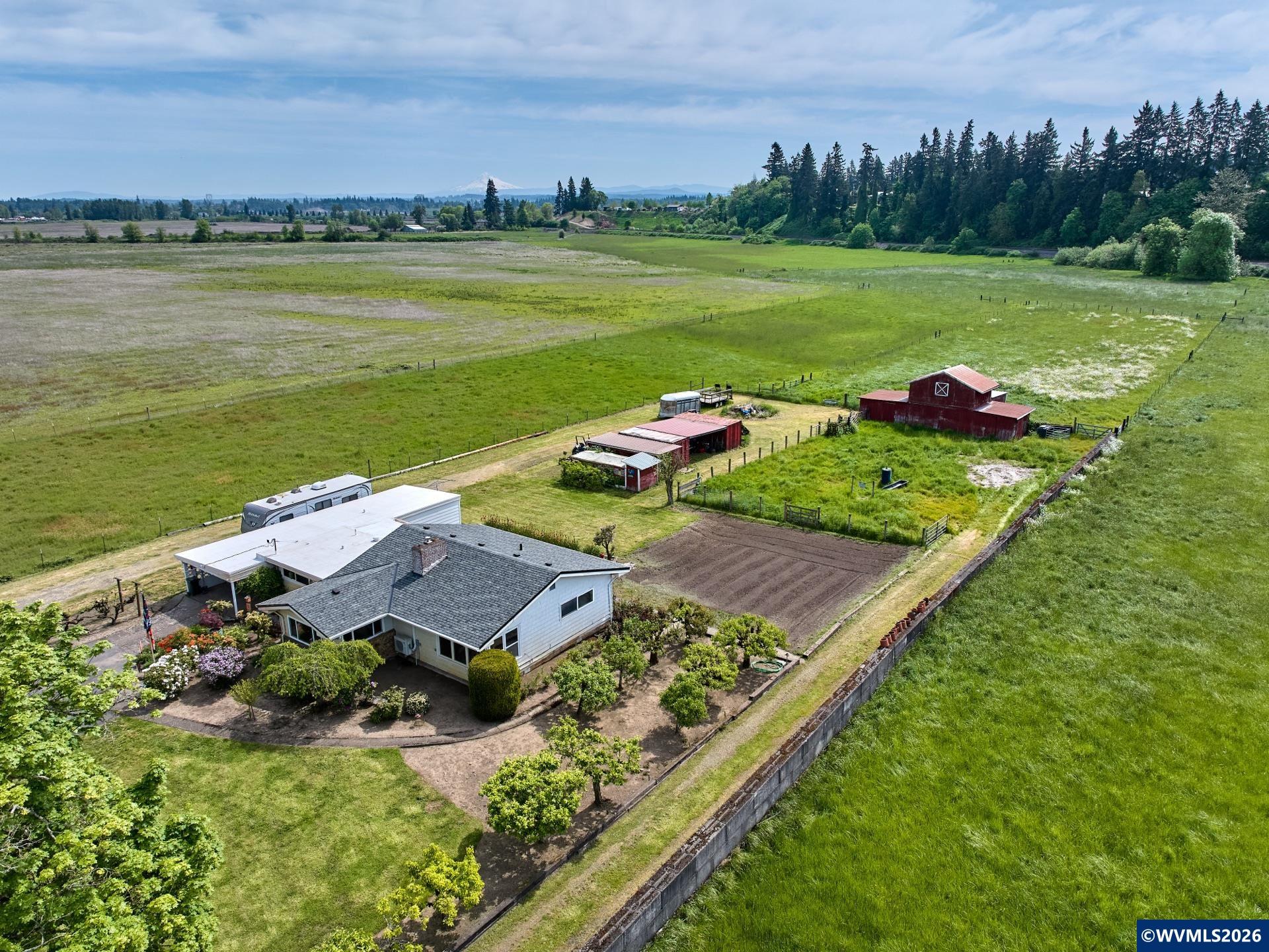 5724 Anderson Road S Aurora OR 97002