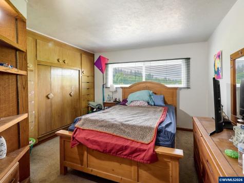 5724 Anderson Road S Aurora OR 97002