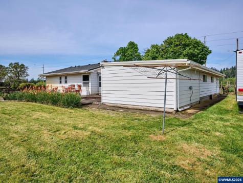 5724 Anderson Road S Aurora OR 97002