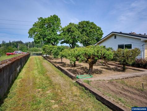 5724 Anderson Road S Aurora OR 97002