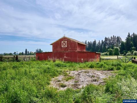 5724 Anderson Road S Aurora OR 97002
