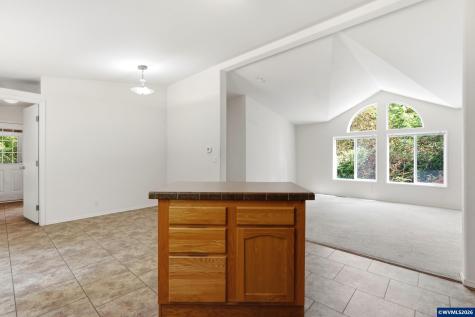 17433 Marsh Road NE Woodburn OR 97071