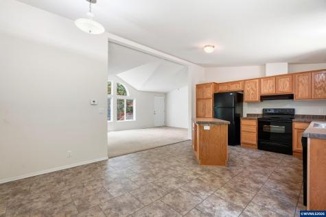17433 Marsh Road NE Woodburn OR 97071