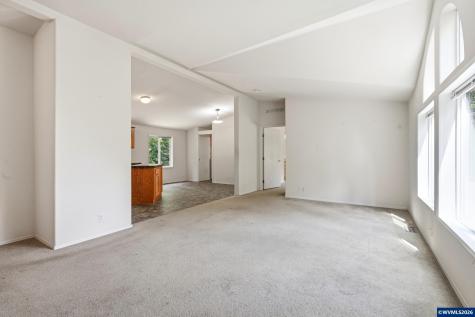 17433 Marsh Road NE Woodburn OR 97071