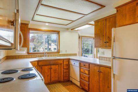 732 E 22nd Avenue Eugene OR 97405