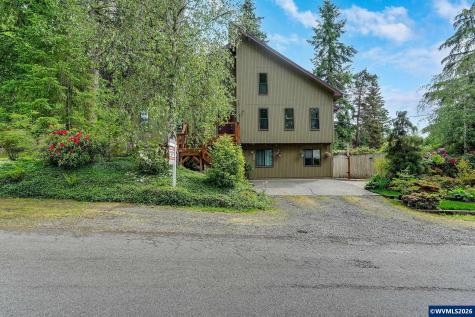 1946 Roberta Avenue S Salem OR 97302