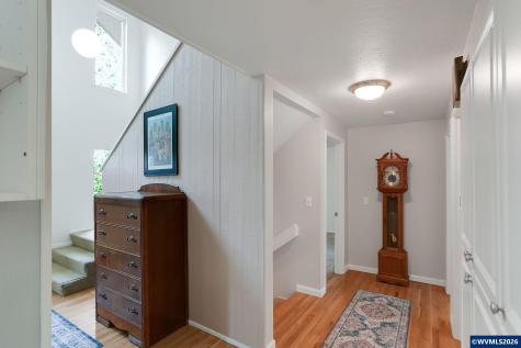 1946 Roberta Avenue S Salem OR 97302
