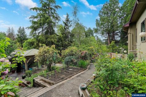 1946 Roberta Avenue S Salem OR 97302