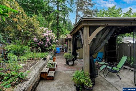 1946 Roberta Avenue S Salem OR 97302