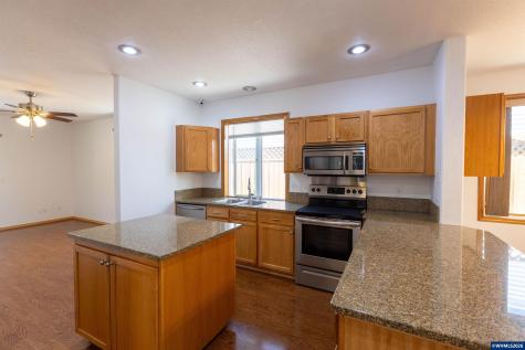 2940 Brooke Street Forest Grove OR 97116