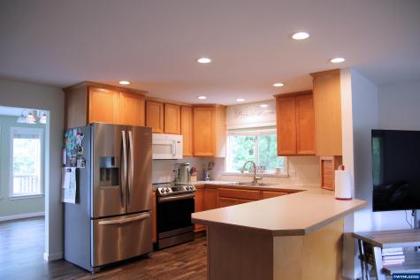 2511 Robinhood Lane NW Albany OR 97321-9999