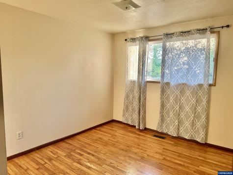 2205 NW Garryanna Street Corvallis OR 97330