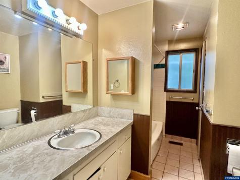 2205 NW Garryanna Street Corvallis OR 97330