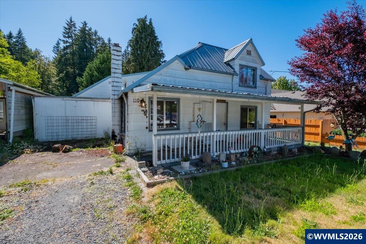 110 8th Avenue Sweet Home OR 97386