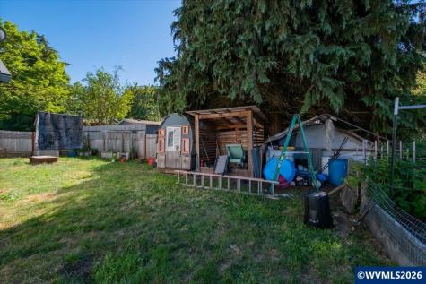 110 8th Avenue Sweet Home OR 97386