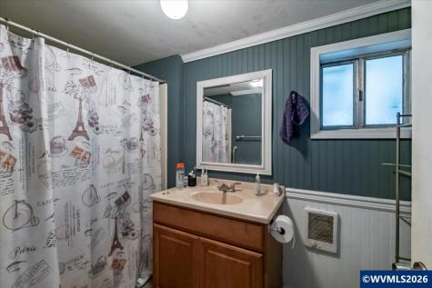 110 8th Avenue Sweet Home OR 97386