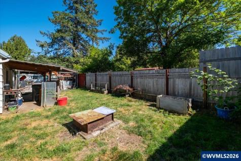 110 8th Avenue Sweet Home OR 97386