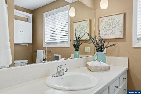 1726 Ewald Avenue SE Salem OR 97302