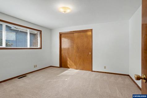 1726 Ewald Avenue SE Salem OR 97302