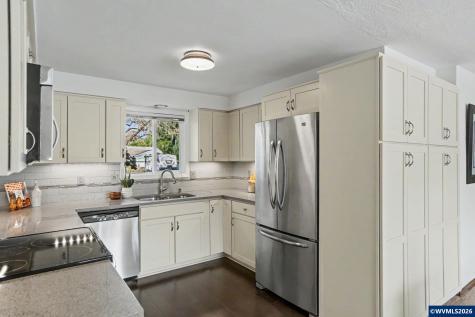 1726 Ewald Avenue SE Salem OR 97302