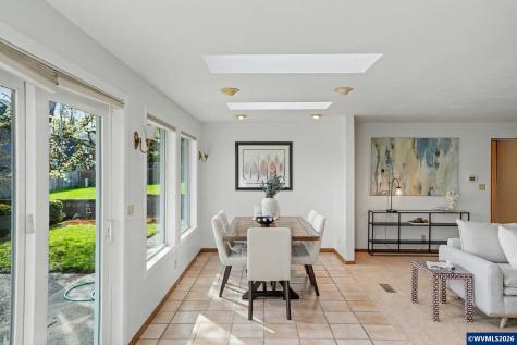 1726 Ewald Avenue SE Salem OR 97302
