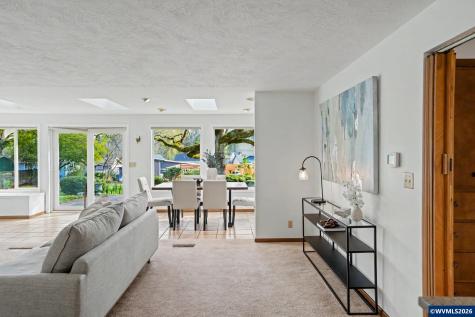 1726 Ewald Avenue SE Salem OR 97302