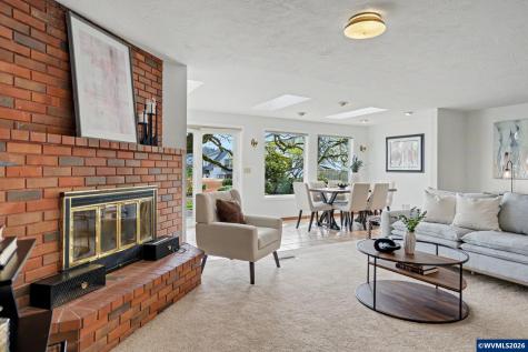 1726 Ewald Avenue SE Salem OR 97302