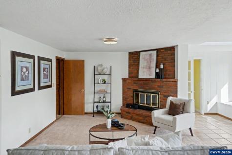 1726 Ewald Avenue SE Salem OR 97302