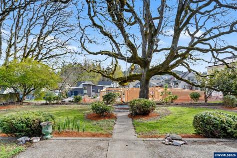 1726 Ewald Avenue SE Salem OR 97302