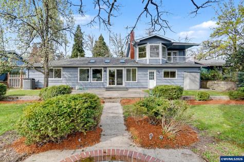 1726 Ewald Avenue SE Salem OR 97302