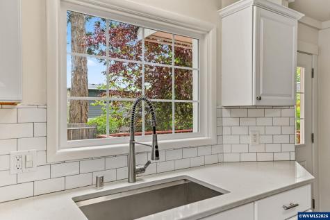 728 Wilbur Street SE Salem OR 97302