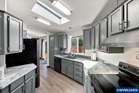 3908 Willamette Avenue SE Albany OR 97322