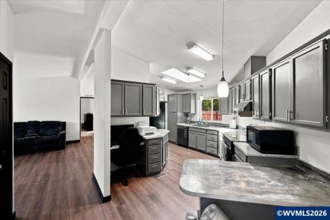 3908 Willamette Avenue SE Albany OR 97322