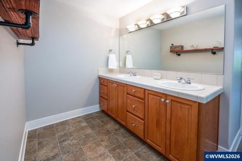 6206 SW Chestnut Drive Corvallis OR 97333