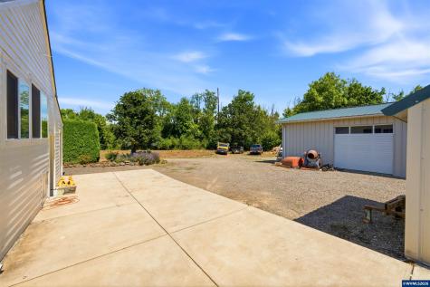 5290 Caplinger Road SE Salem OR 97317