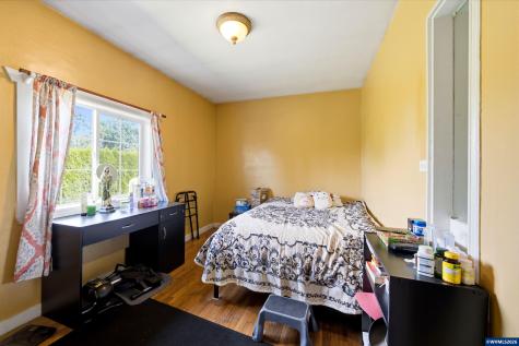 5290 Caplinger Road SE Salem OR 97317