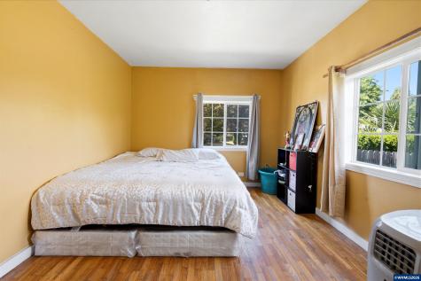 5290 Caplinger Road SE Salem OR 97317