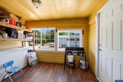 5290 Caplinger Road SE Salem OR 97317
