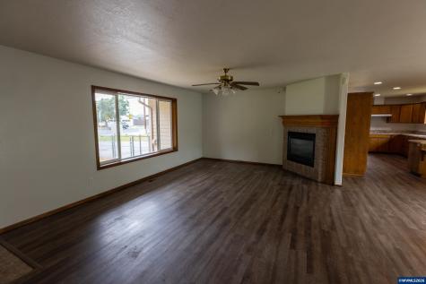 2941 Salem Avenue SE Albany OR 97321
