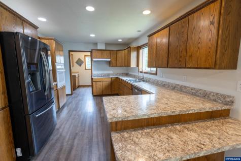 2941 Salem Avenue SE Albany OR 97321