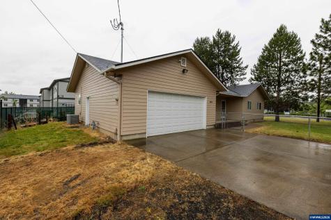2941 Salem Avenue SE Albany OR 97321