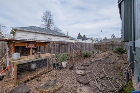395 22nd Street SE Salem OR 97301