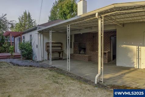 578 23rd Street NE Salem OR 97301