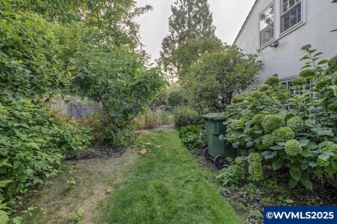 578 23rd Street NE Salem OR 97301