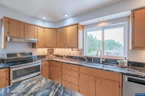 16000 Airlie Road Monmouth OR 97361